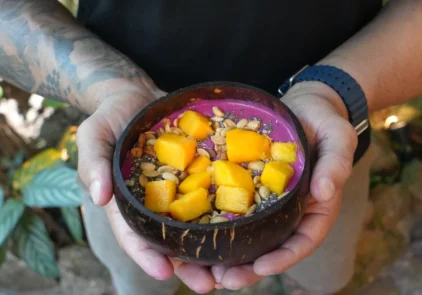 Smoothie de pitaya, avocado e banana! Opção proteica e deliciosa para seu pós-treino, café da manhã ou lanche da tarde